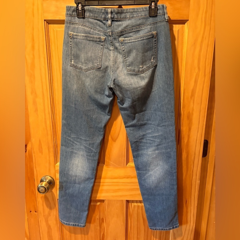 White House Black Market The Girlfriend Jeans Size 2 Skinny Stretch Distressed - Picture 2 of 11